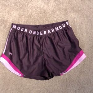 Under Armor women’s XL shorts
